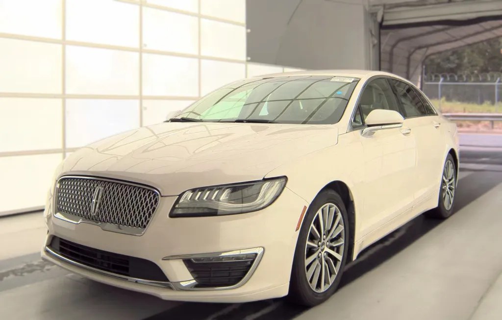 2017 LINCOLN MKZ SELECT - 1