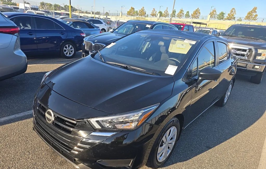 2025 NISSAN VERSA S - 1