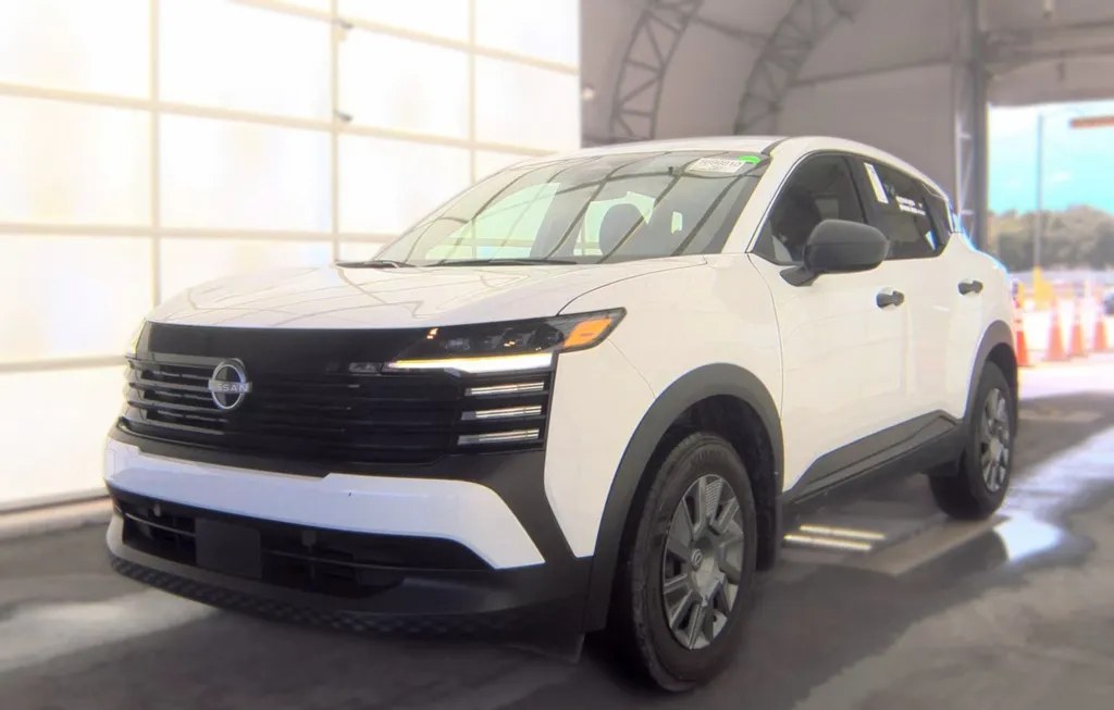 2025 NISSAN KICKS S - 1