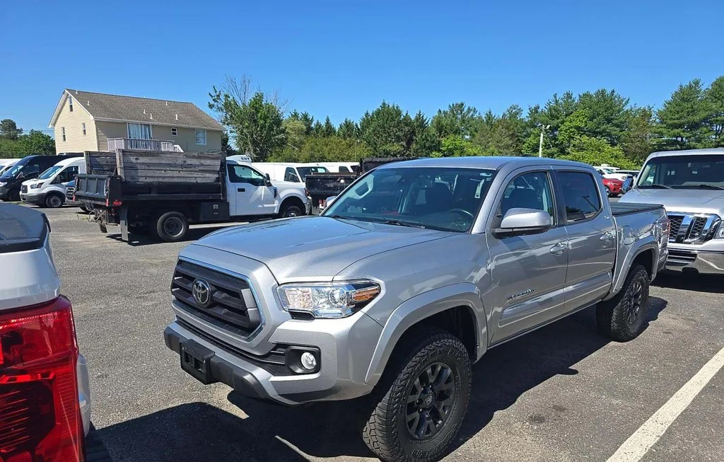 2021 TOYOTA TACOMA SR5 CREW CAB MEDIUM BED - 1