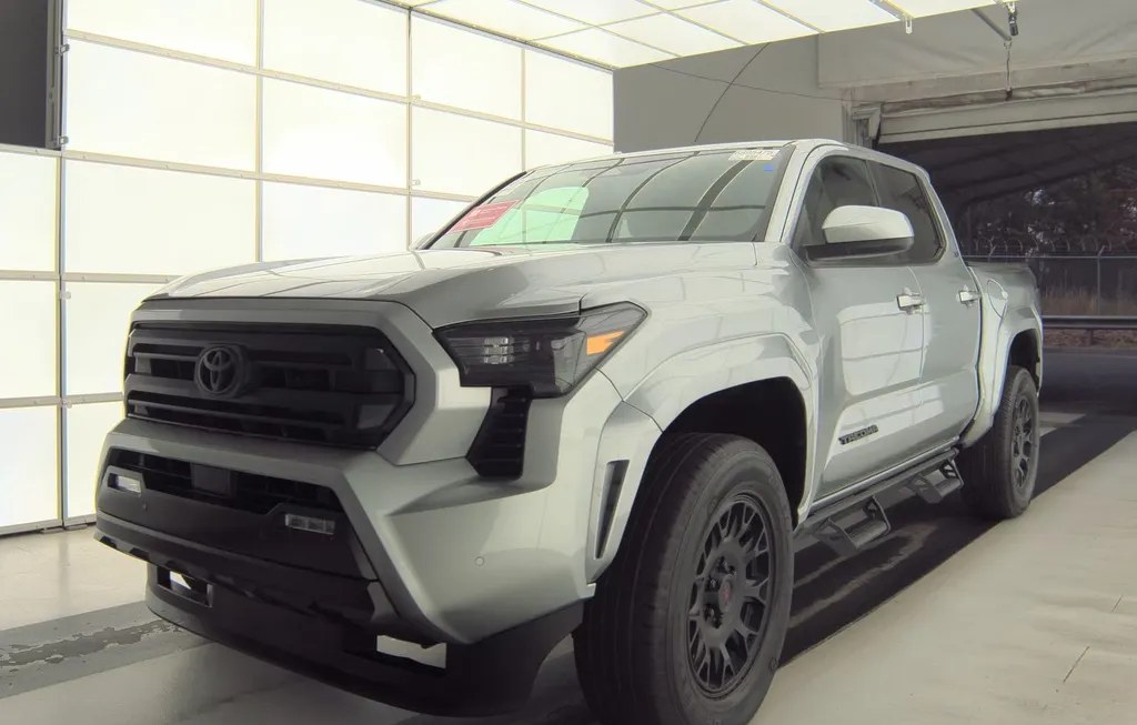 2024 TOYOTA TACOMA SR5 CREW CAB MEDIUM BED - 1
