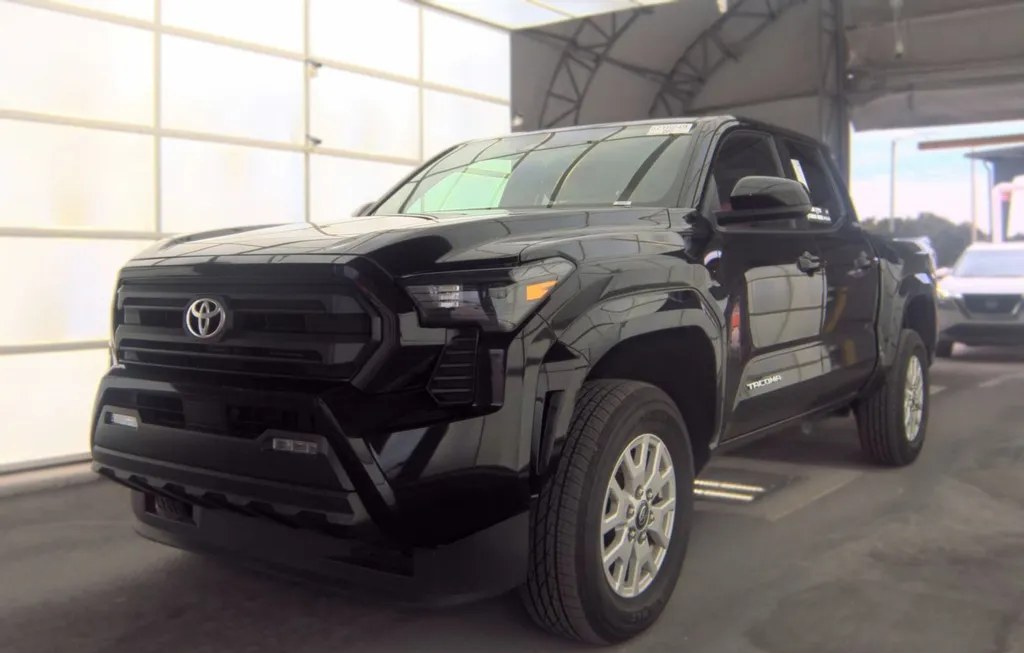 2024 TOYOTA TACOMA SR5 CREW CAB MEDIUM BED - 1