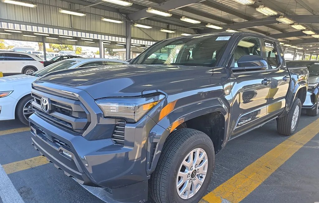 2025 TOYOTA TACOMA SR5 CREW CAB MEDIUM BED - 1