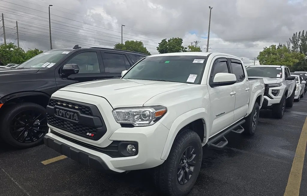 2021 TOYOTA TACOMA SR5 CREW CAB MEDIUM BED - 1