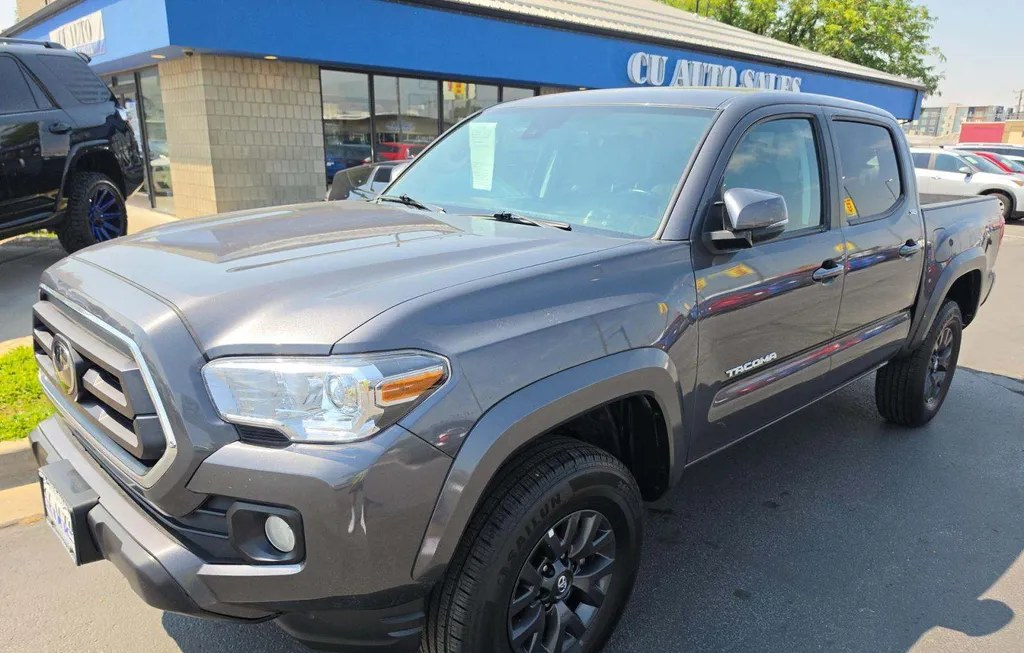 2023 TOYOTA TACOMA SR5 CREW CAB MEDIUM BED - 1