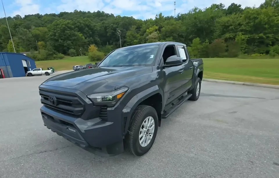 2024 TOYOTA TACOMA SR5 CREW CAB MEDIUM BED - 1