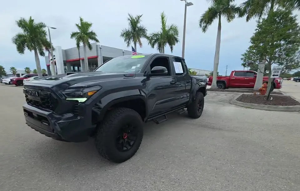 2026 TOYOTA TACOMA I-FORCE MAX TRD PRO CREW CAB MEDIUM BED - 1