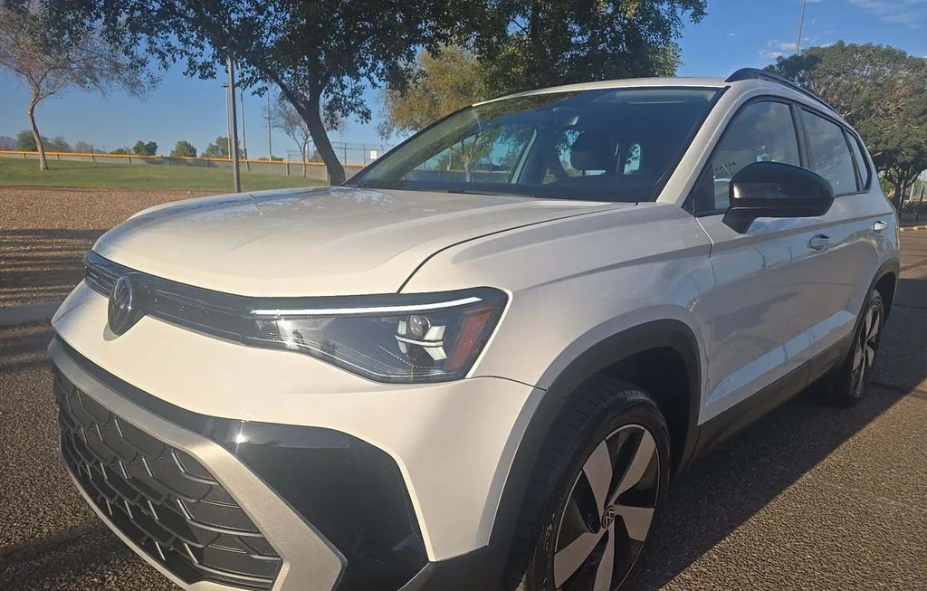 2025 VOLKSWAGEN TAOS S - 1