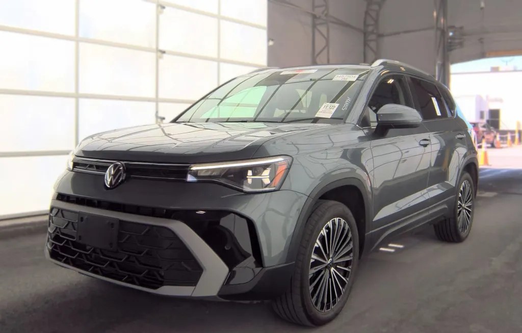 2025 VOLKSWAGEN TAOS SE - 1