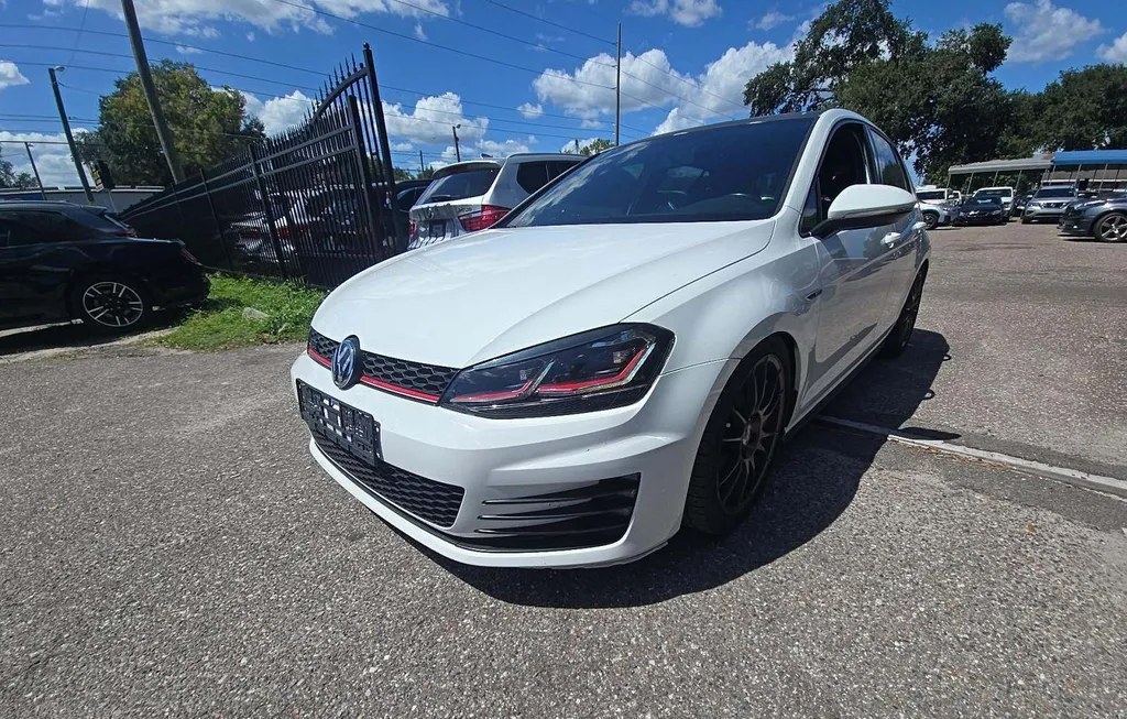 2017 VOLKSWAGEN GOLF GTI S HATCHBACK - 1