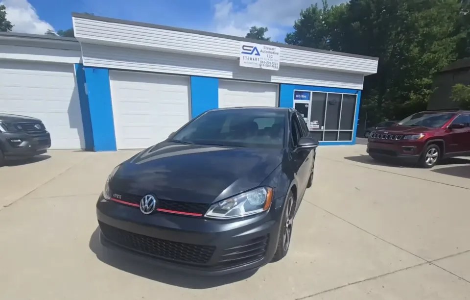 2017 VOLKSWAGEN GOLF GTI S HATCHBACK - 1