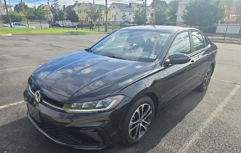 2025 VOLKSWAGEN JETTA SPORT - 1