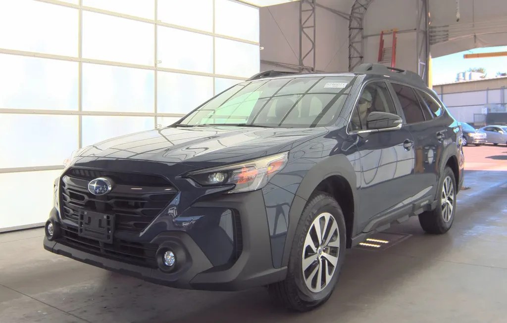 2025 SUBARU OUTBACK PREMIUM - 1