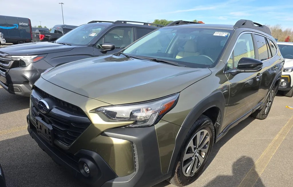 2025 SUBARU OUTBACK PREMIUM - 1