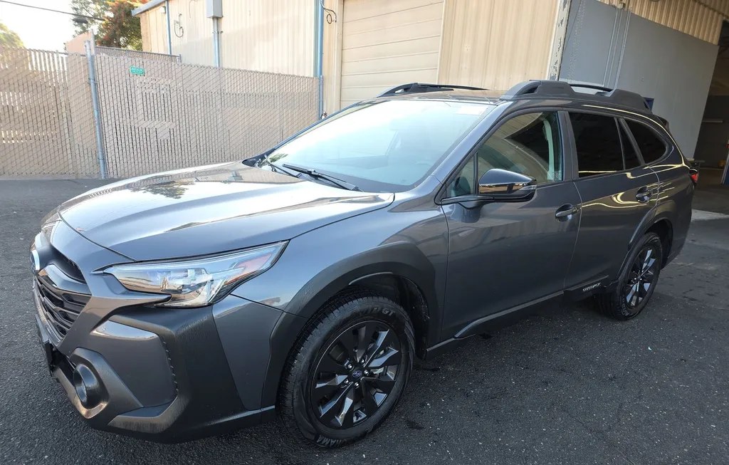 2025 SUBARU OUTBACK ONYX EDITION - 1