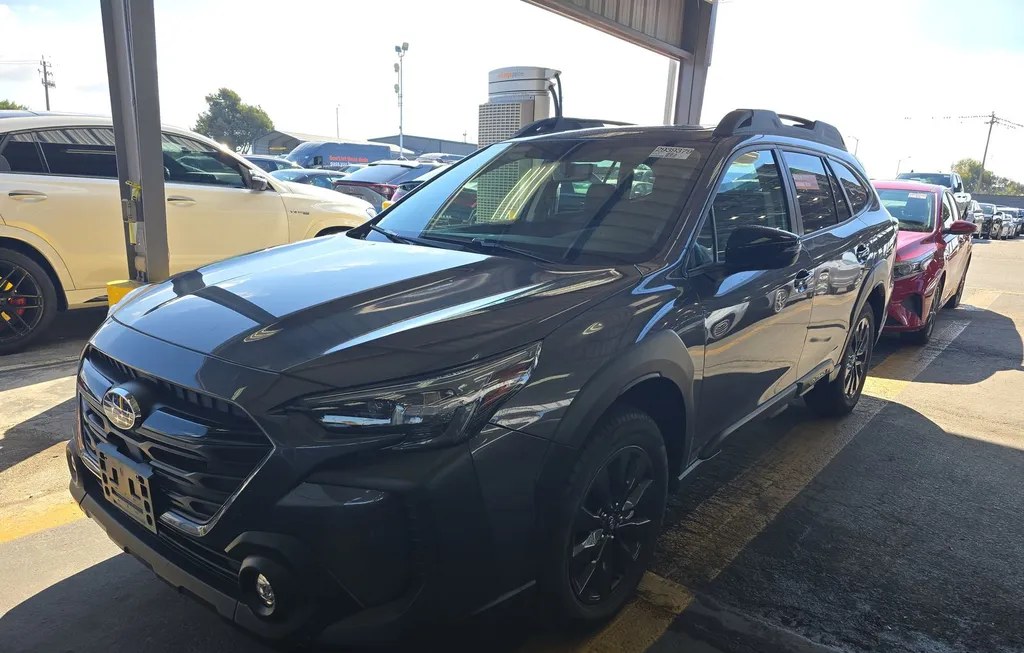 2025 SUBARU OUTBACK ONYX EDITION - 1