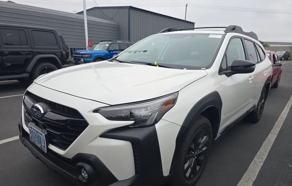 2025 SUBARU OUTBACK ONYX EDITION - 1