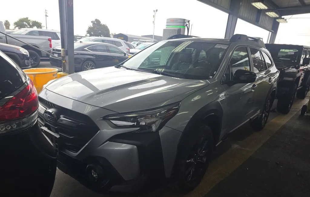 2025 SUBARU OUTBACK ONYX EDITION - 1