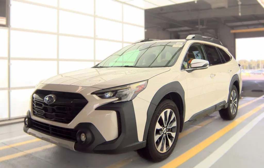 2023 SUBARU OUTBACK TOURING XT - 1