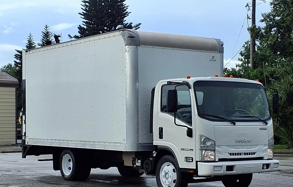 2020 ISUZU NPR - 1