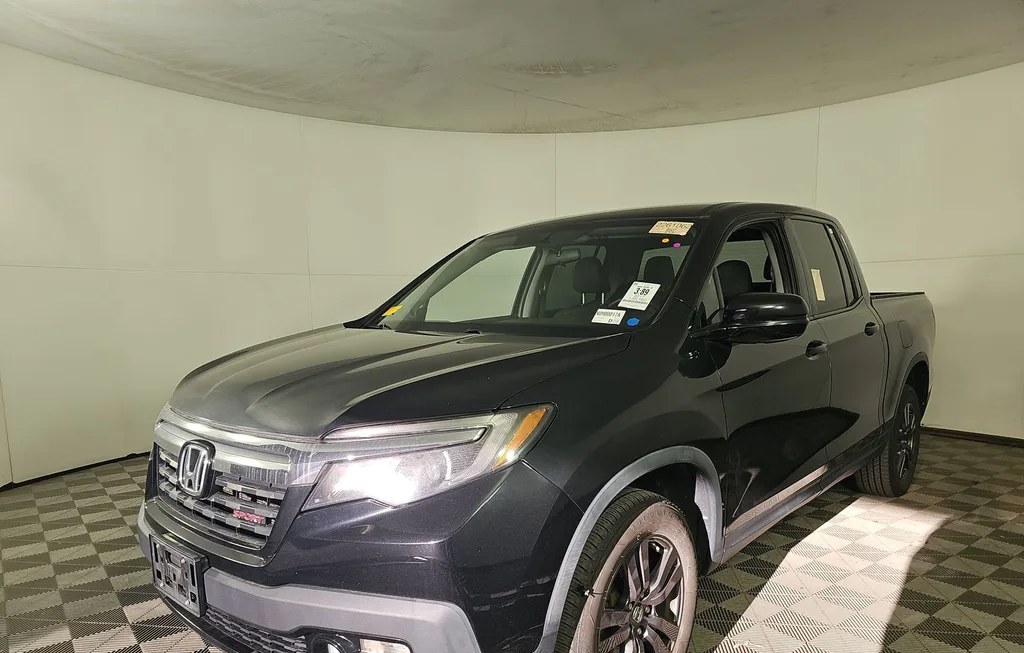2017 HONDA RIDGELINE SPORT CREW CAB MEDIUM BED - 1