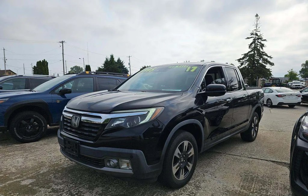 2017 HONDA RIDGELINE RTL-E CREW CAB MEDIUM BED - 1