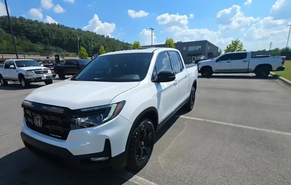 2026 HONDA RIDGELINE BLACK EDITION CREW CAB MEDIUM BED - 1