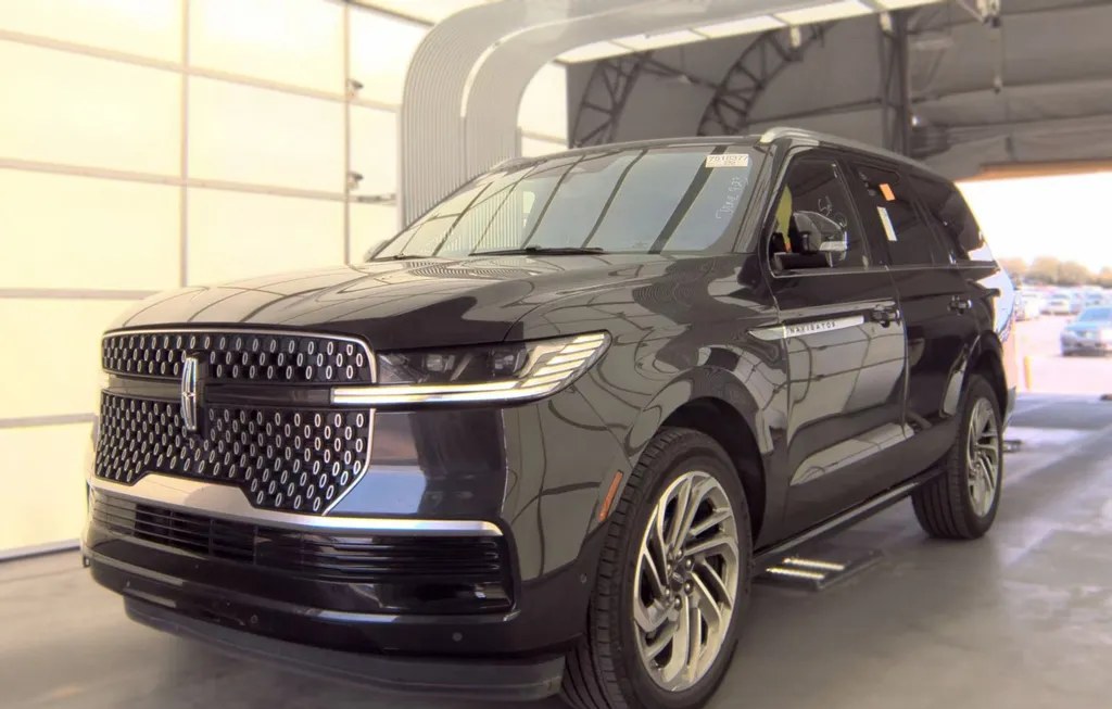 2025 LINCOLN NAVIGATOR RESERVE - 1