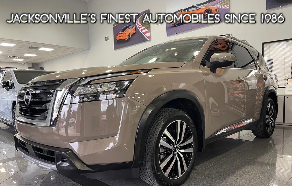 2025 NISSAN PATHFINDER PLATINUM - 1