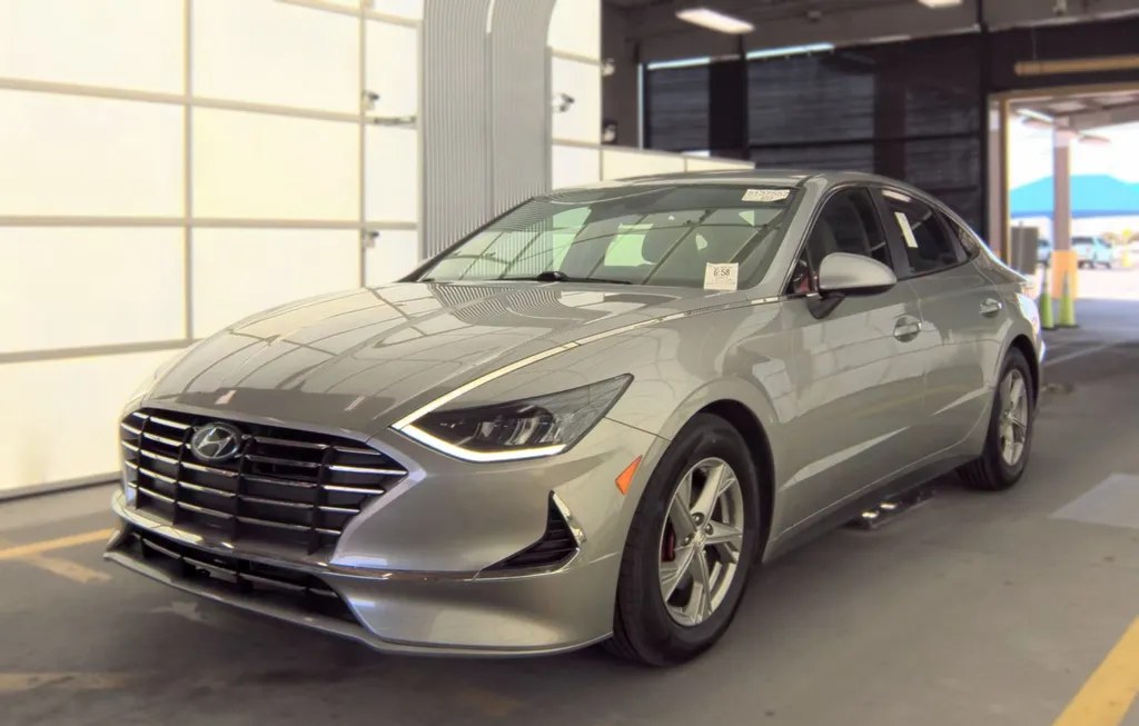 2021 HYUNDAI SONATA SE - 1