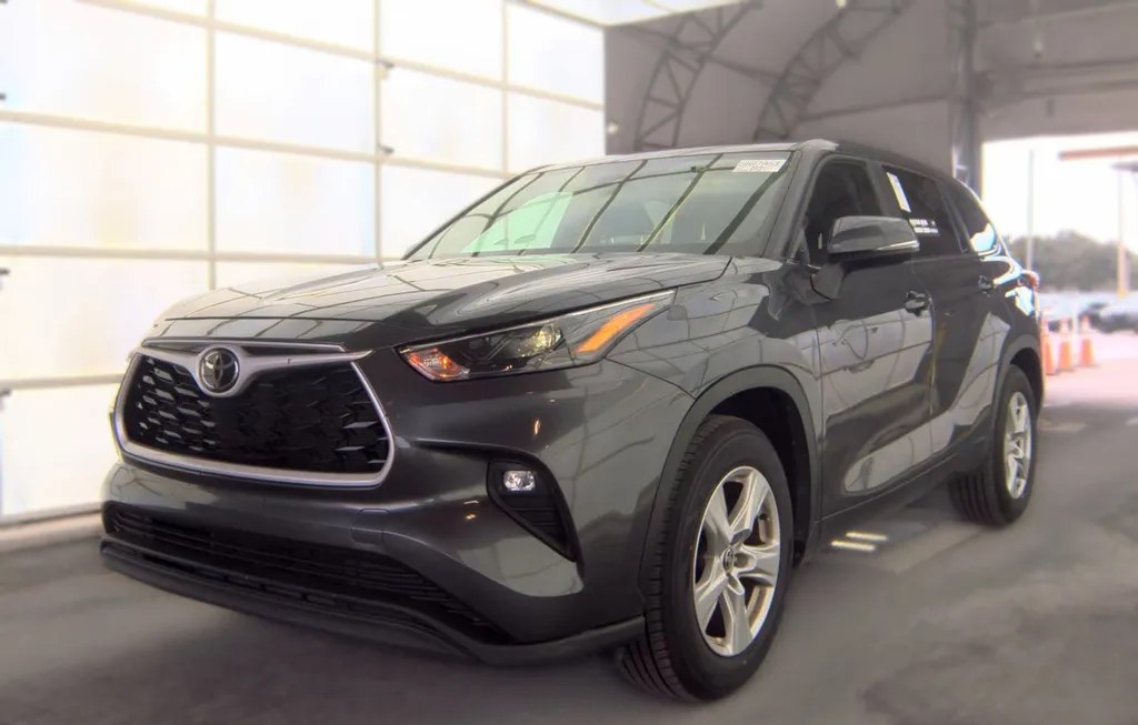 2025 TOYOTA HIGHLANDER LE - 1