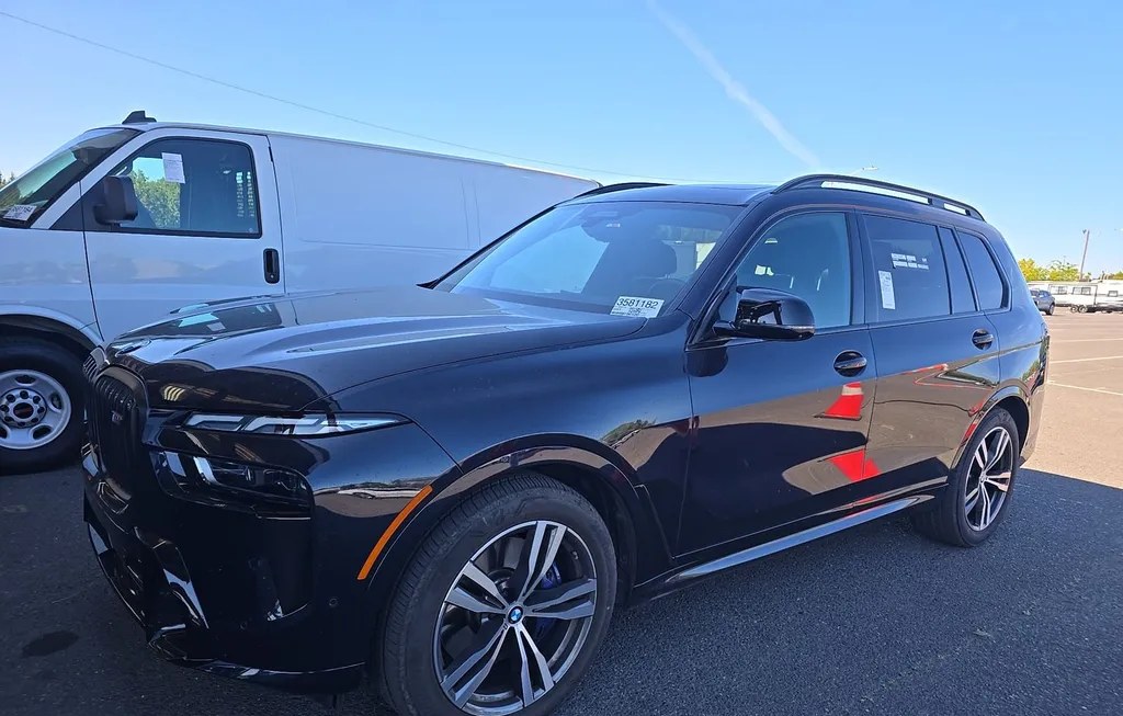 2027 BMW X7 M60I - 1