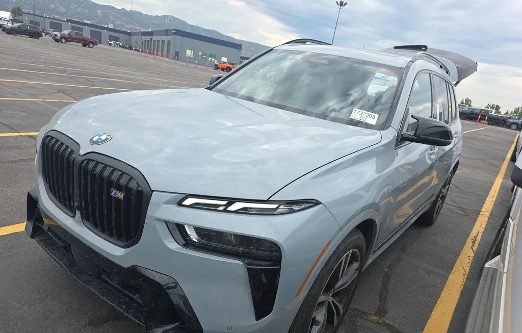 2026 BMW X7 M60I - 1
