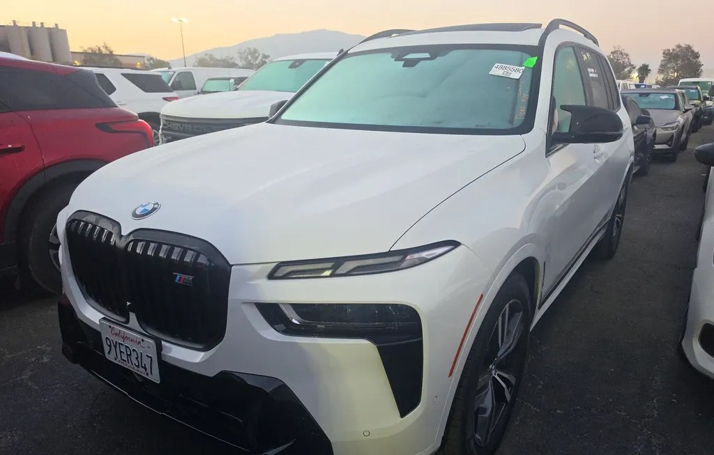 2027 BMW X7 M60I - 1