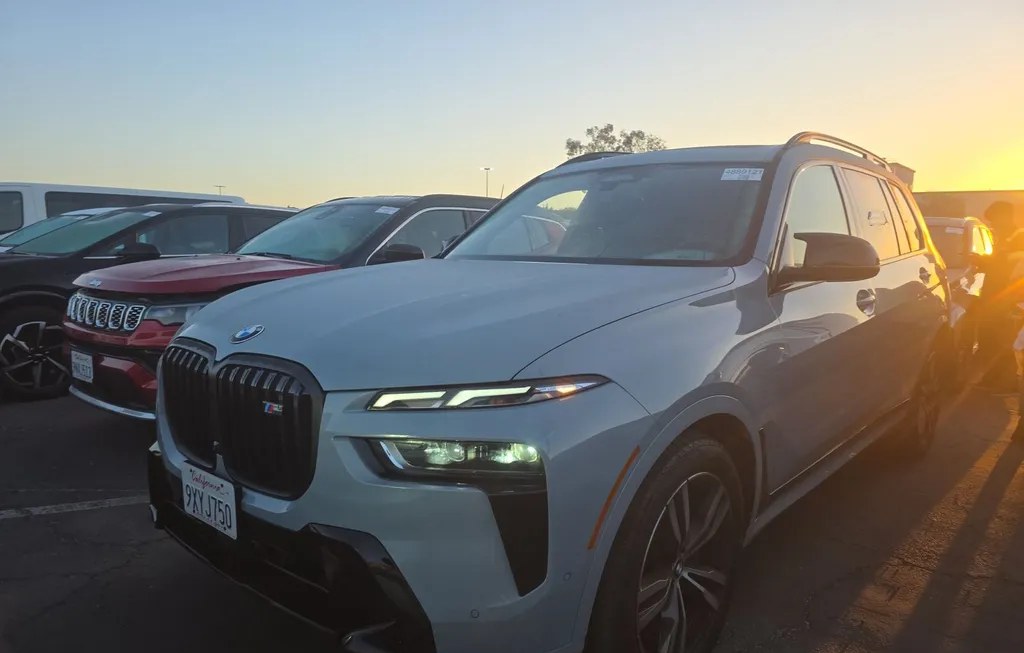 2026 BMW X7 M60I - 1