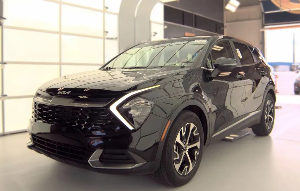 2023 KIA SPORTAGE EX - 1