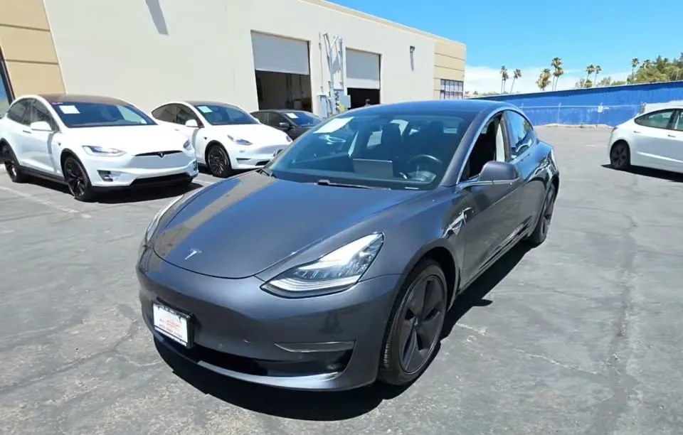 2018 TESLA MODEL 3 LONG RANGE - 1