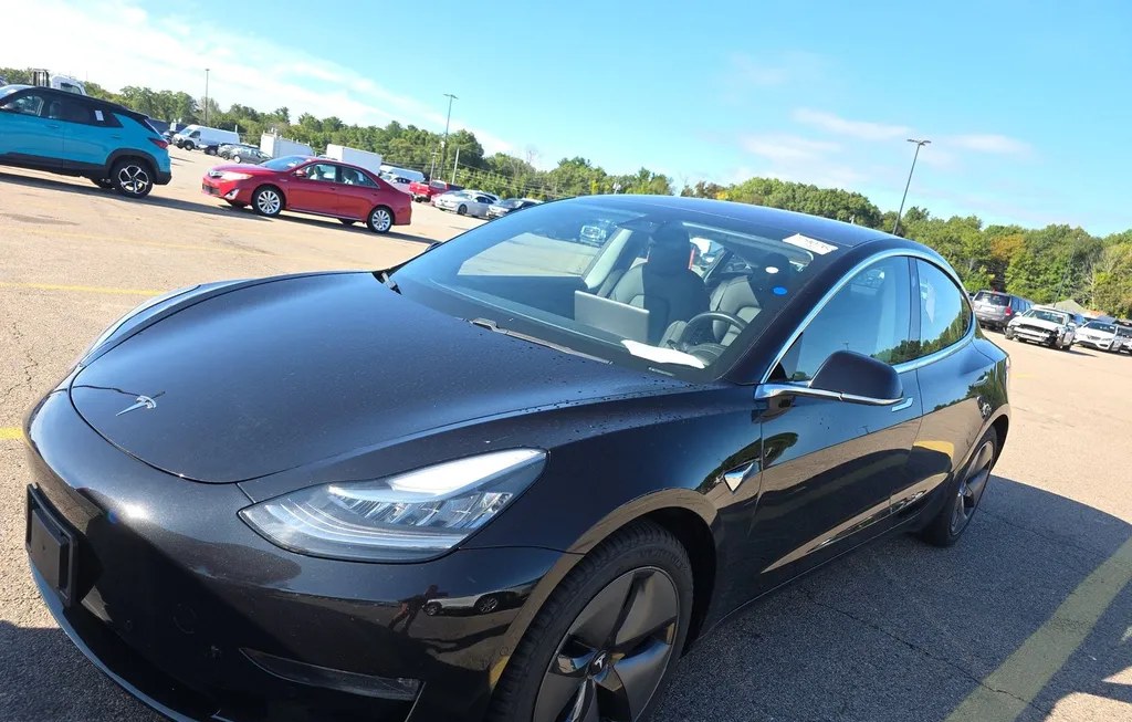 2018 TESLA MODEL 3 LONG RANGE - 1