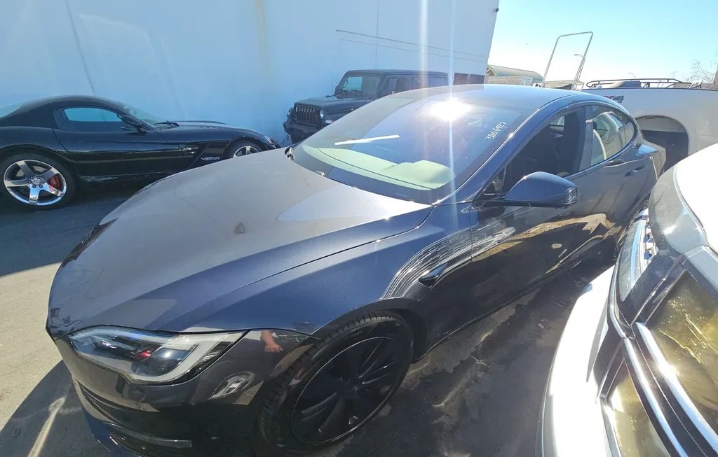 2025 TESLA MODEL S PLAID - 1