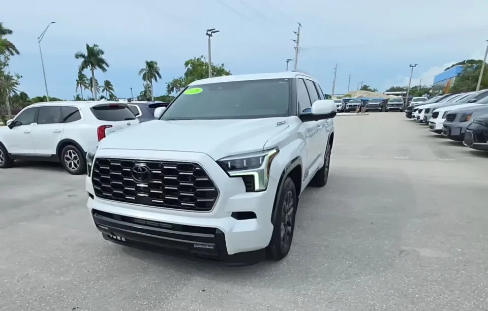 2025 TOYOTA SEQUOIA PLATINUM - 1