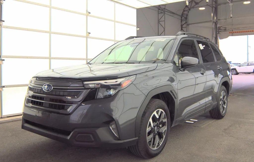 2025 SUBARU FORESTER PREMIUM - 1