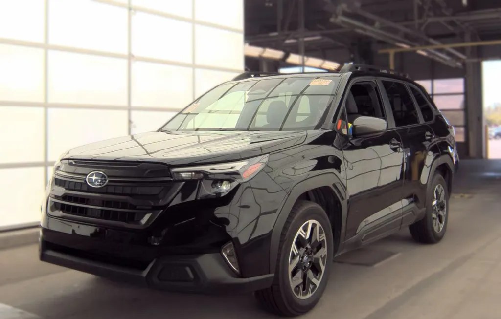 2025 SUBARU FORESTER PREMIUM - 1