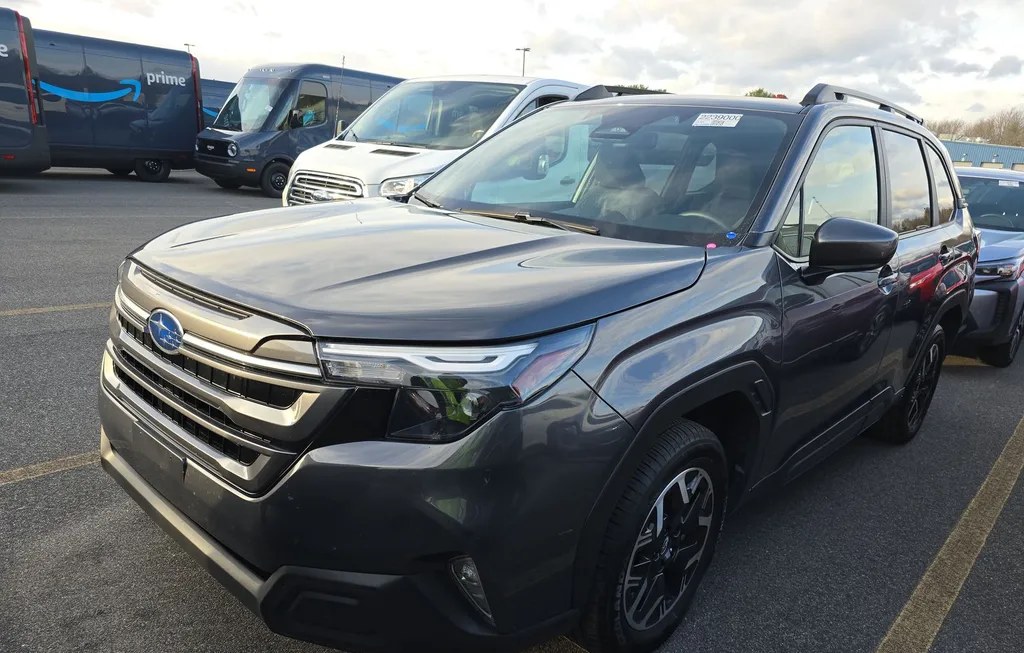 2025 SUBARU FORESTER PREMIUM - 1