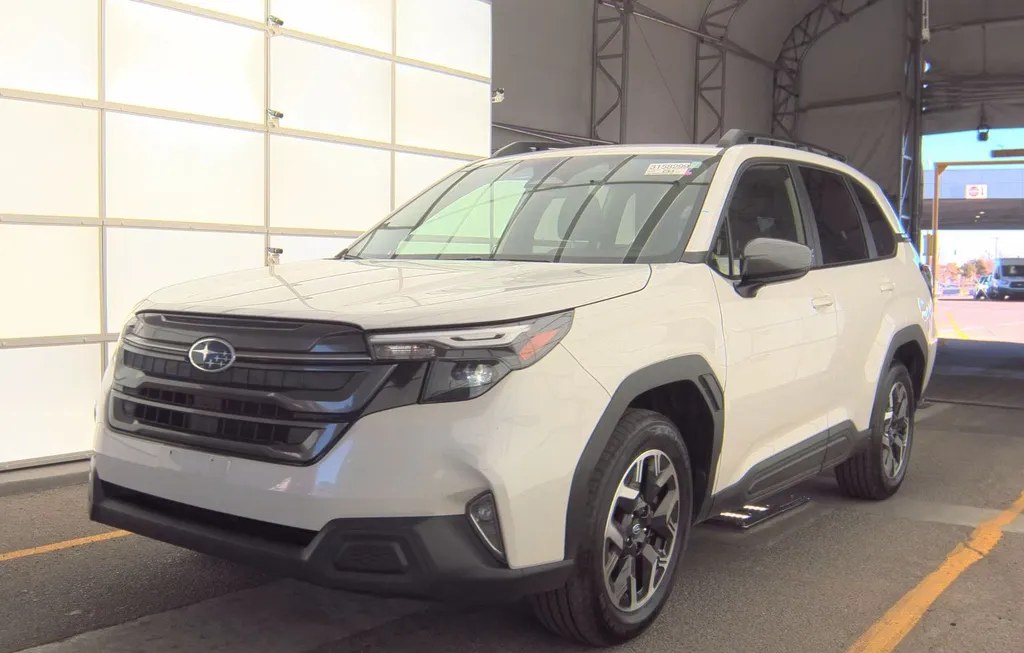 2025 SUBARU FORESTER PREMIUM - 1