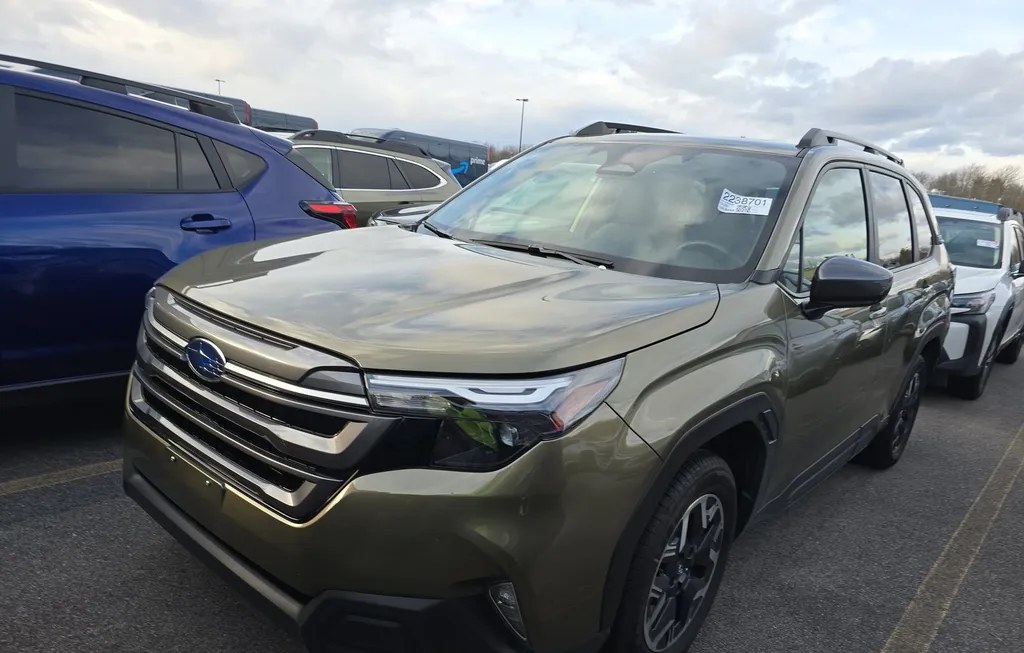 2025 SUBARU FORESTER PREMIUM - 1