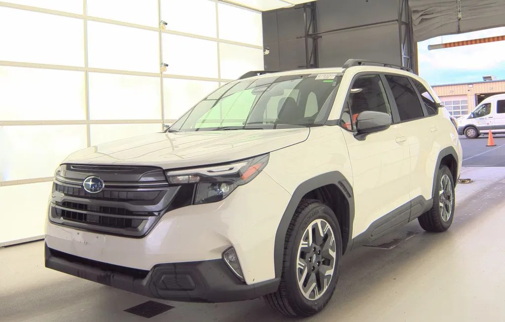 2025 SUBARU FORESTER PREMIUM - 1