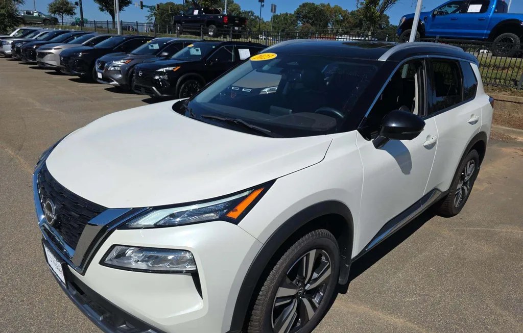 2023 NISSAN ROGUE SL - 1