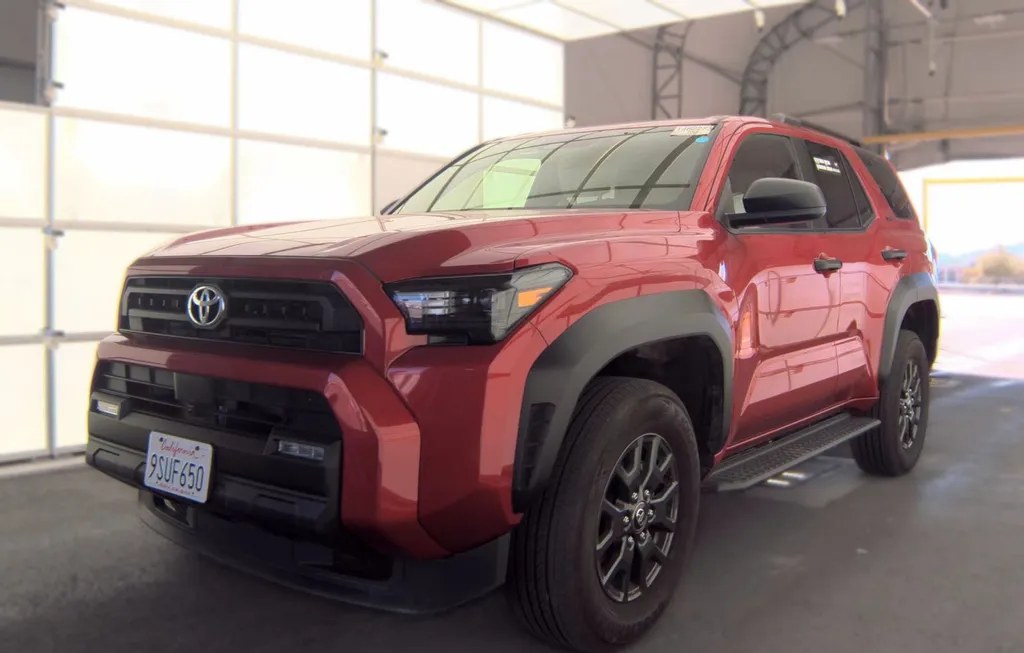 2025 TOYOTA 4RUNNER SR5 - 1