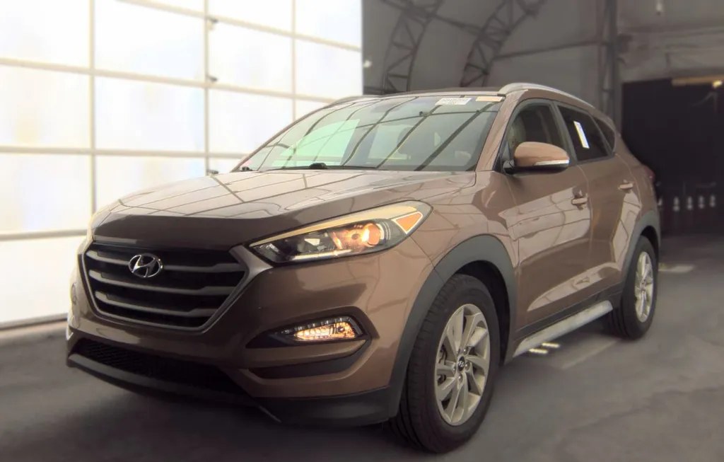 2017 HYUNDAI TUCSON SE PLUS - 1