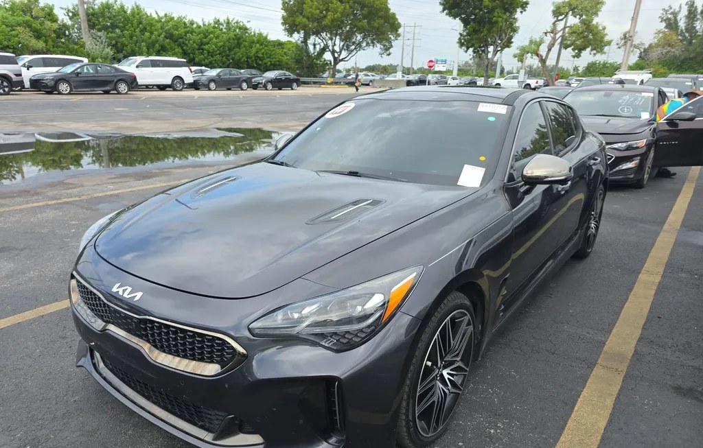 2022 KIA STINGER GT2 - 1